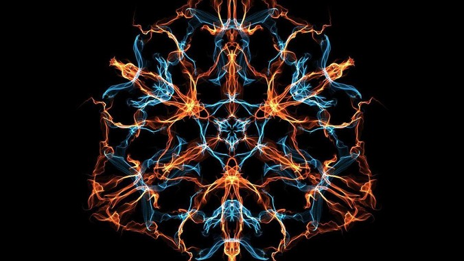 老公想要买2万左右的相机，我该同意吗？